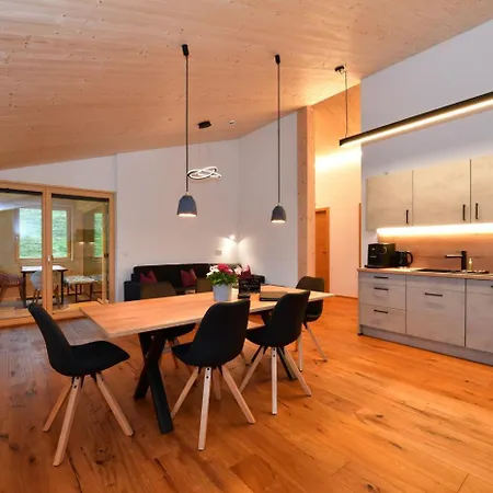 Straussberghof * Рицлерн