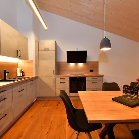 Straussberghof Apartment