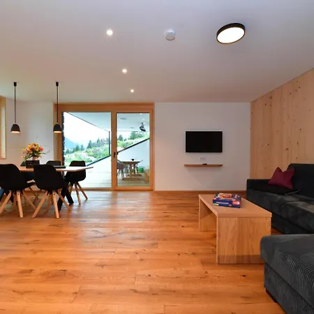 Straussberghof Apartment *